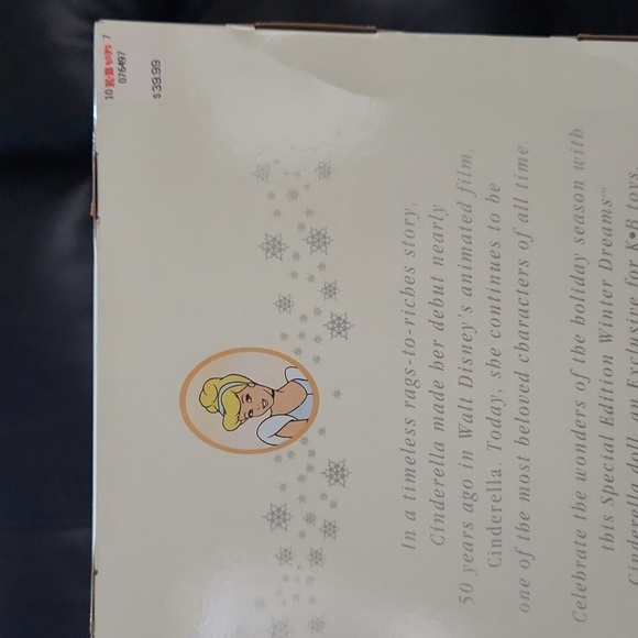 KB TOYS WINTER DREAMS SPECIAL EDITION BARBIE CINDERELLA - Picture 4 of 6